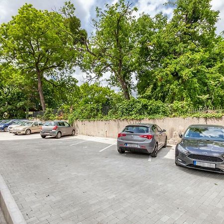 Terrace Apartments At City Park Budapest Eksteriør billede