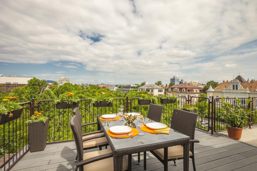 Terrace Apartments At City Park Budapest Eksteriør billede