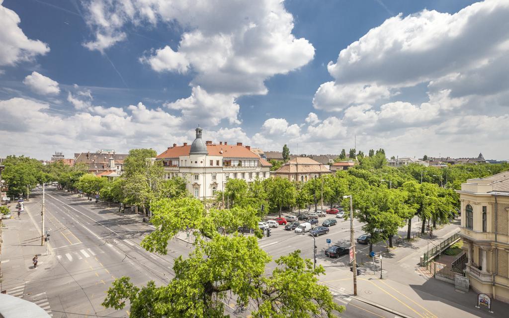 Terrace Apartments At City Park Budapest Eksteriør billede
